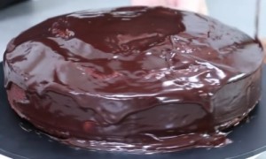 Ultimate Chocolate Mud Cake